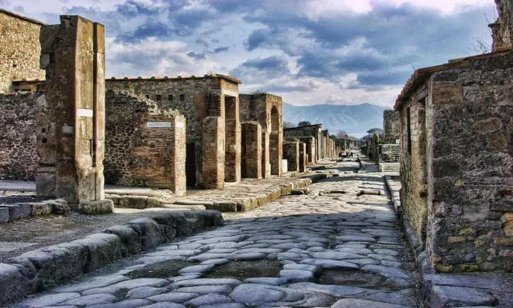 Tourist Attractions in Pompeii
