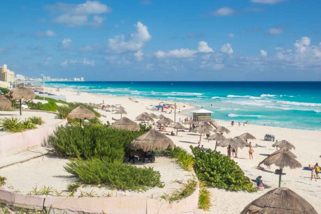 12 Top-Rated Beaches in Cancun