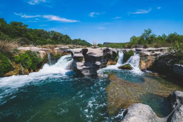 Best Waterfalls in Texas