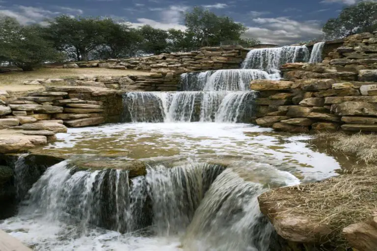 12 Best Waterfalls in Texas