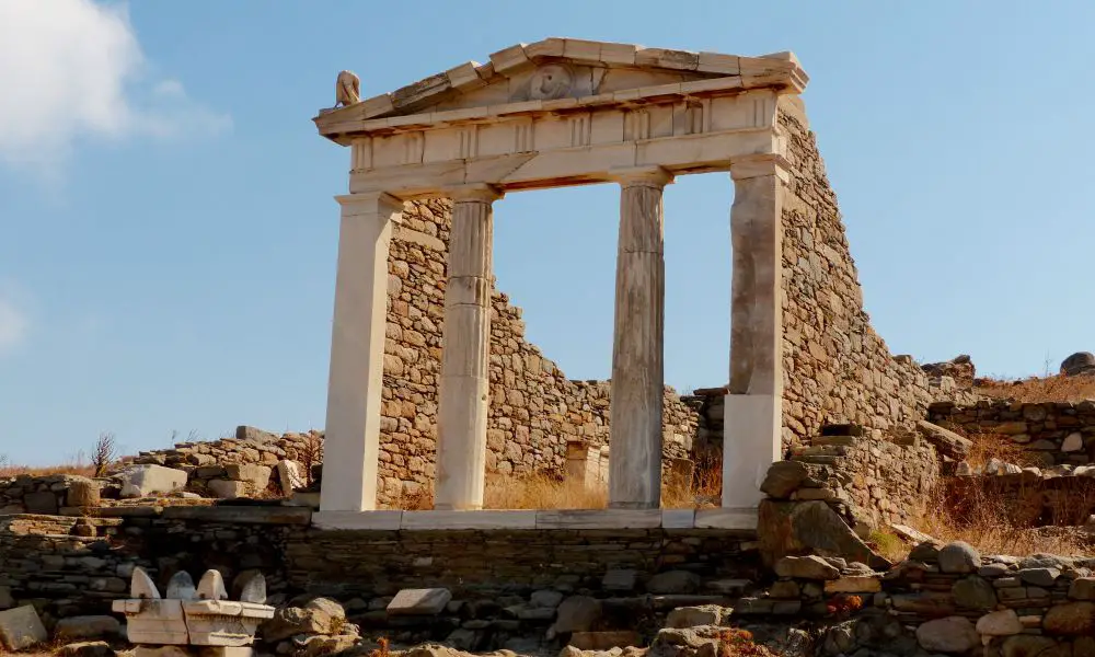 Best & Fun Things to Do on Delos