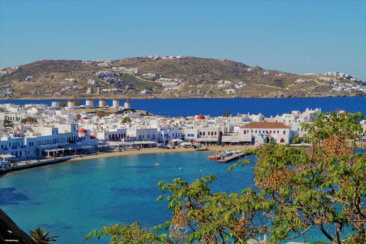 14 Top-Rated Beaches on Mykonos Island