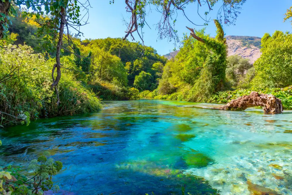 The Blue Eye, Albania