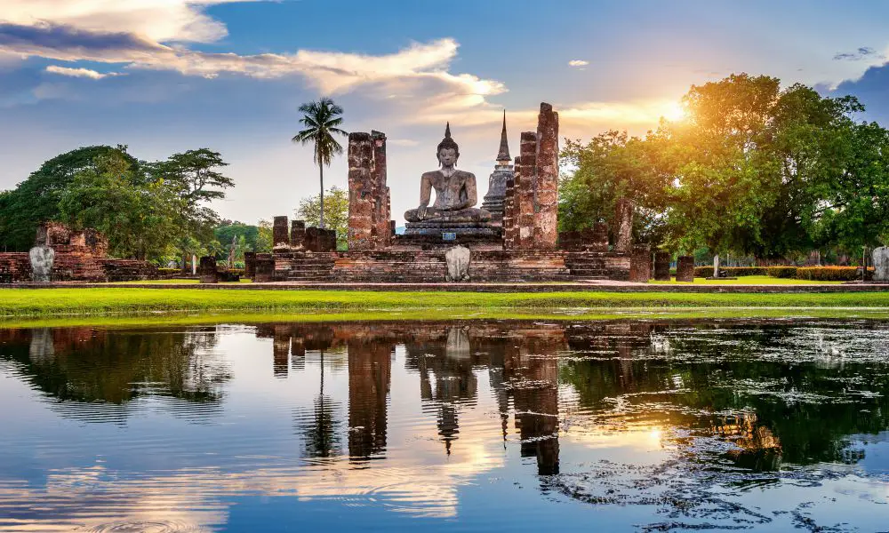 Best & Fun Things To Do In Sukhothai, Thailand