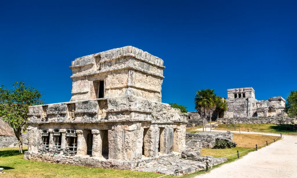 Explore Tulum Archaeological Zone